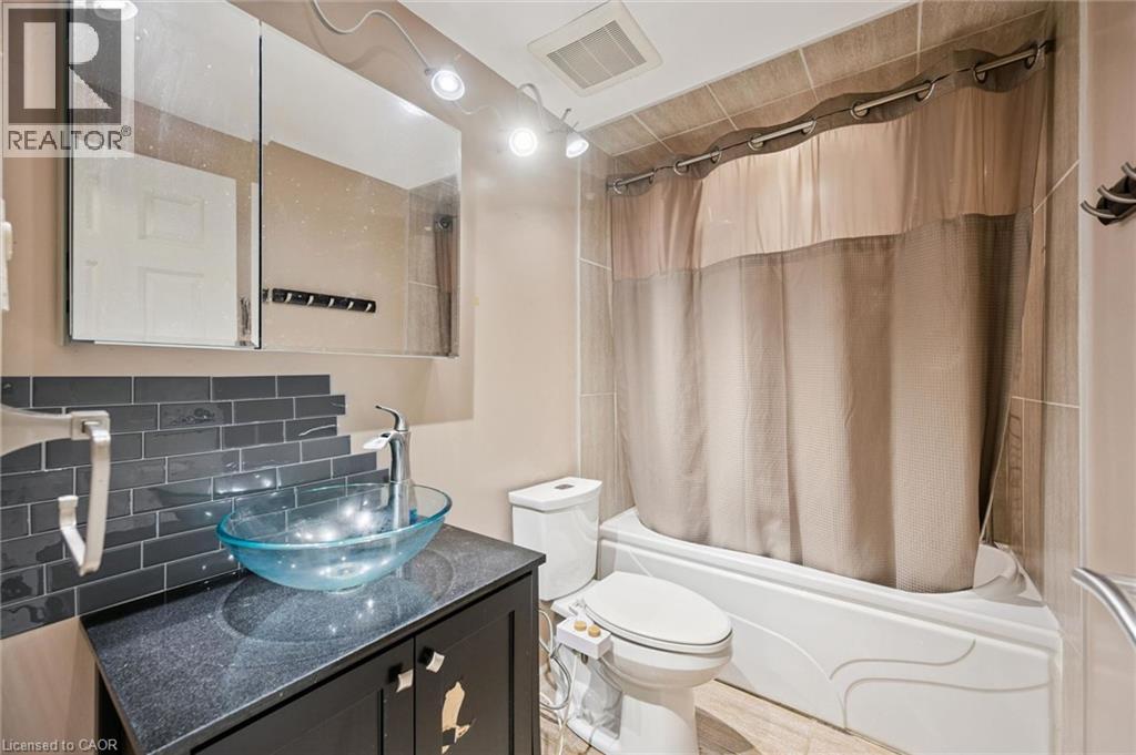 7 Homestead Place, Kitchener, Ontario  N2N 1Z1 - Photo 16 - 40864079