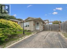 7 HOMESTEAD Place, Kitchener, Ontario