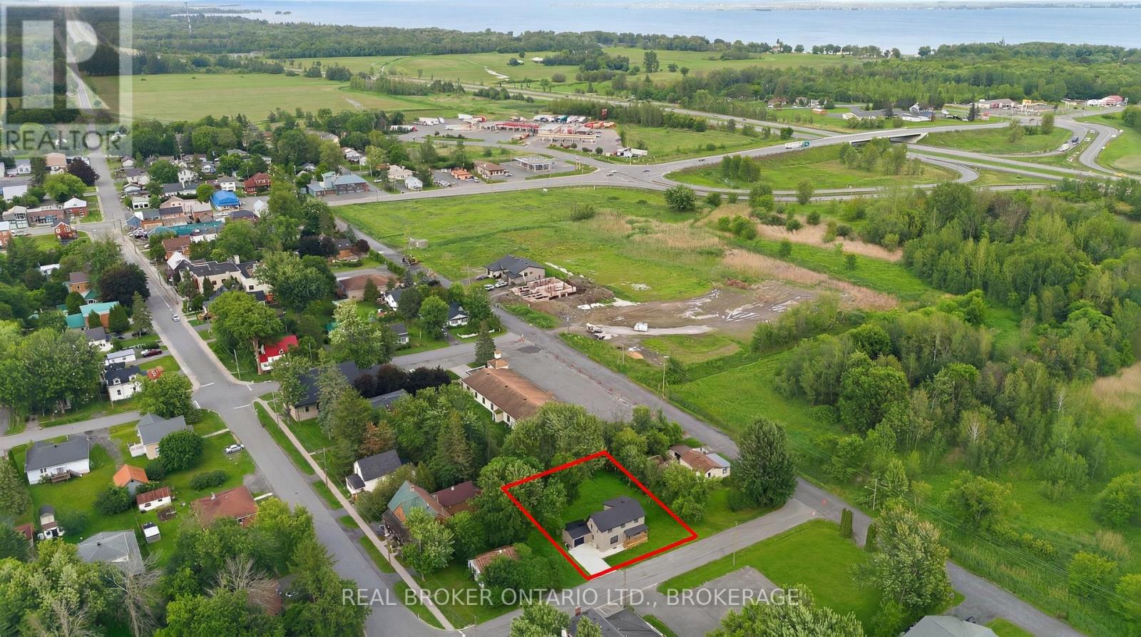 13 Elm Street, South Glengarry, Ontario  K0C 1N0 - Photo 2 - X13792516