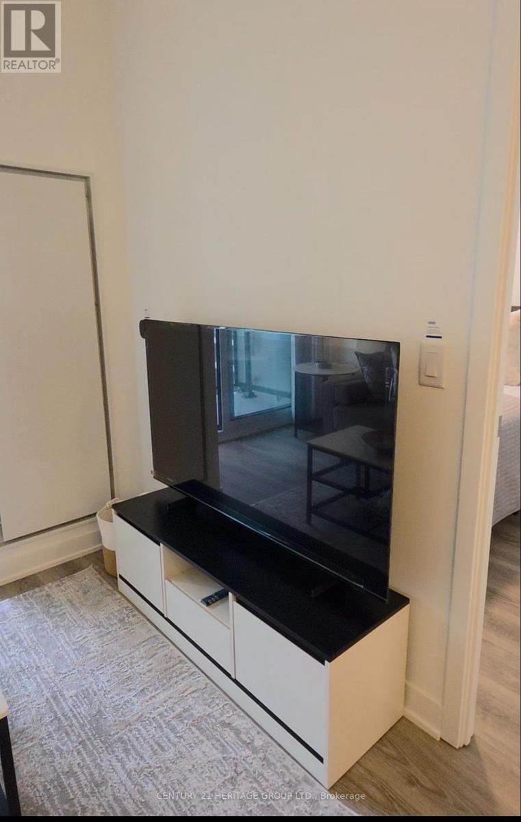 2708 - 180 Front Street E, Toronto, Ontario  M5A 0A9 - Photo 12 - C13792486