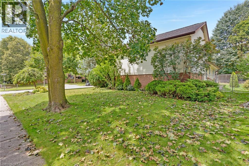 7 Underhill Crescent, Kitchener, Ontario  N2A 2S7 - Photo 26 - 40859292