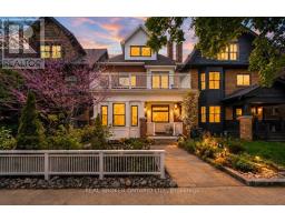 20 BROOKMOUNT ROAD, Toronto, Ontario