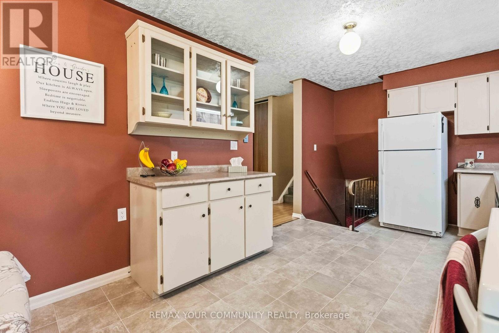 5 Medina Square, Georgina, Ontario  L4P 1E1 - Photo 17 - N13792302