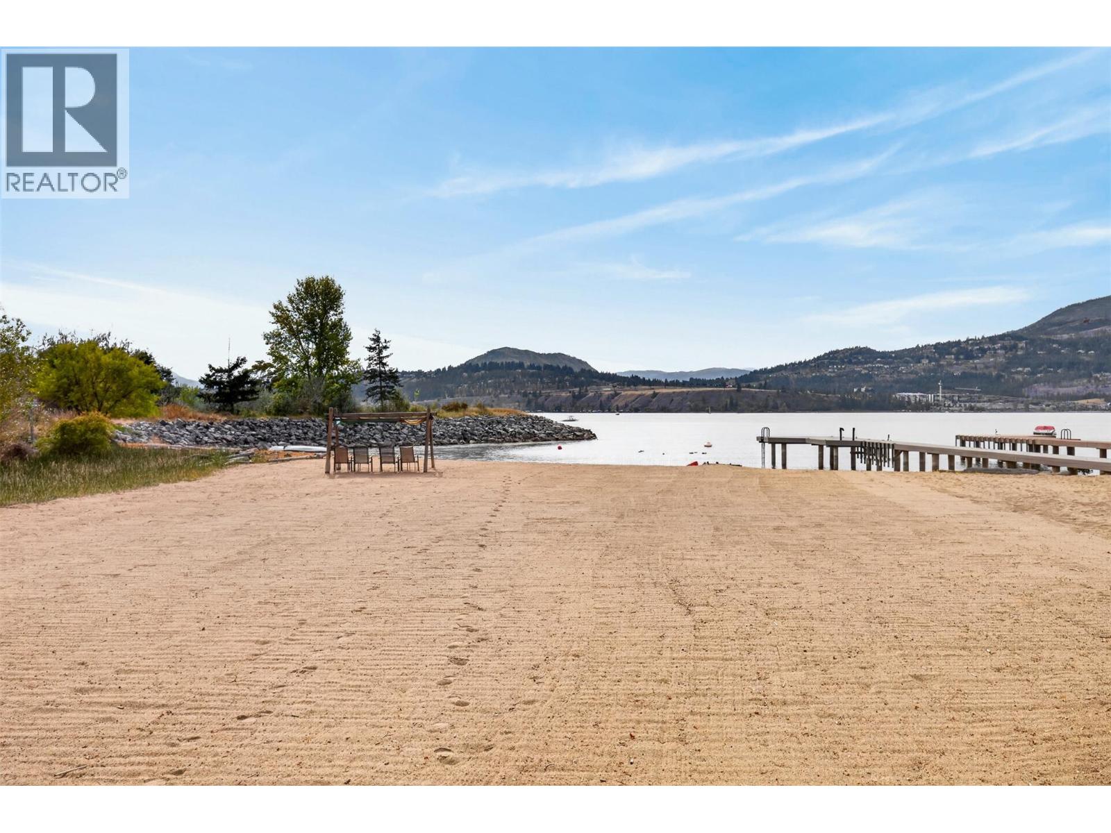 988 Manhattan Drive, Kelowna, British Columbia  V1Y 1H5 - Photo 38 - 10401048