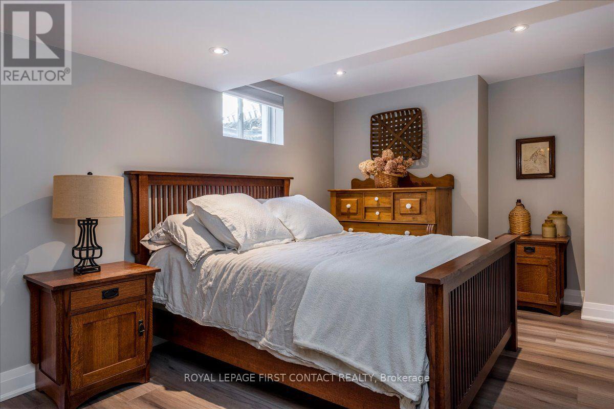 22 Mcfadden Drive, Springwater (Hillsdale), Ontario  L0L 1V0 - Photo 30 - S13792314