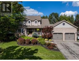 22 MCFADDEN DRIVE, Springwater, Ontario