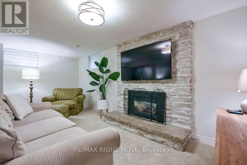 18 Creighton Street, Ramara (Atherley), Ontario  L3V 1A8 - Photo 29 - S13792480