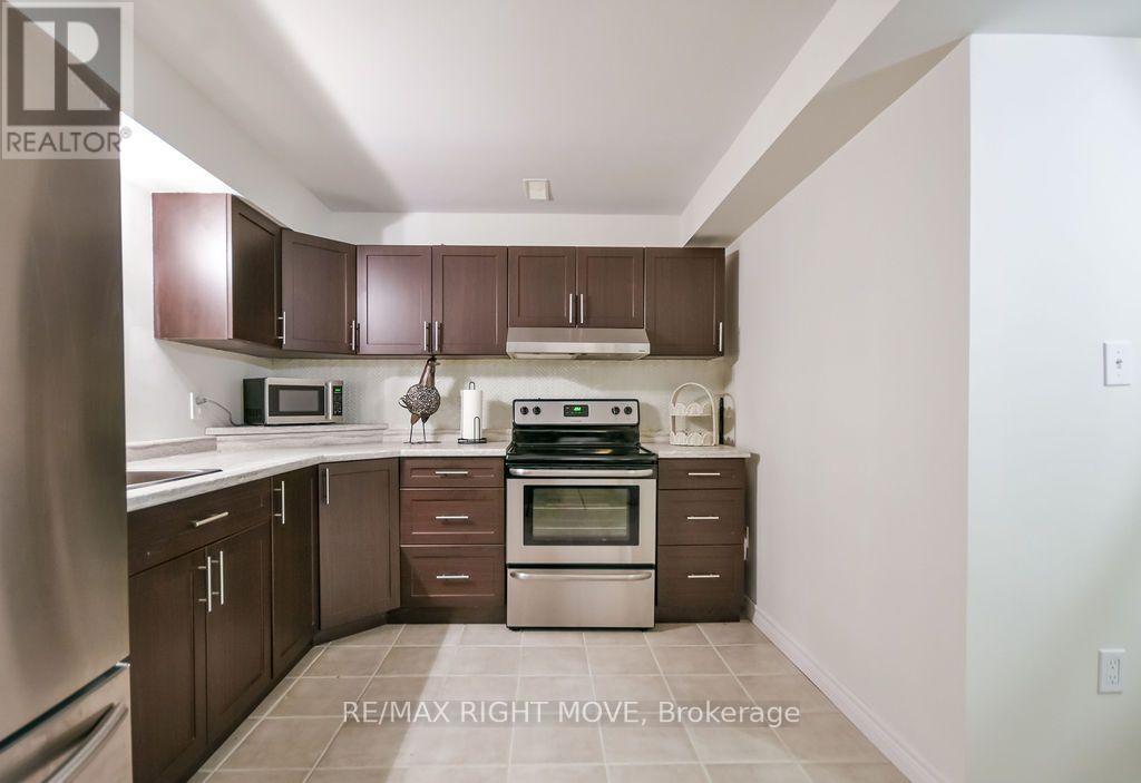 18 Creighton Street, Ramara (Atherley), Ontario  L3V 1A8 - Photo 32 - S13792480