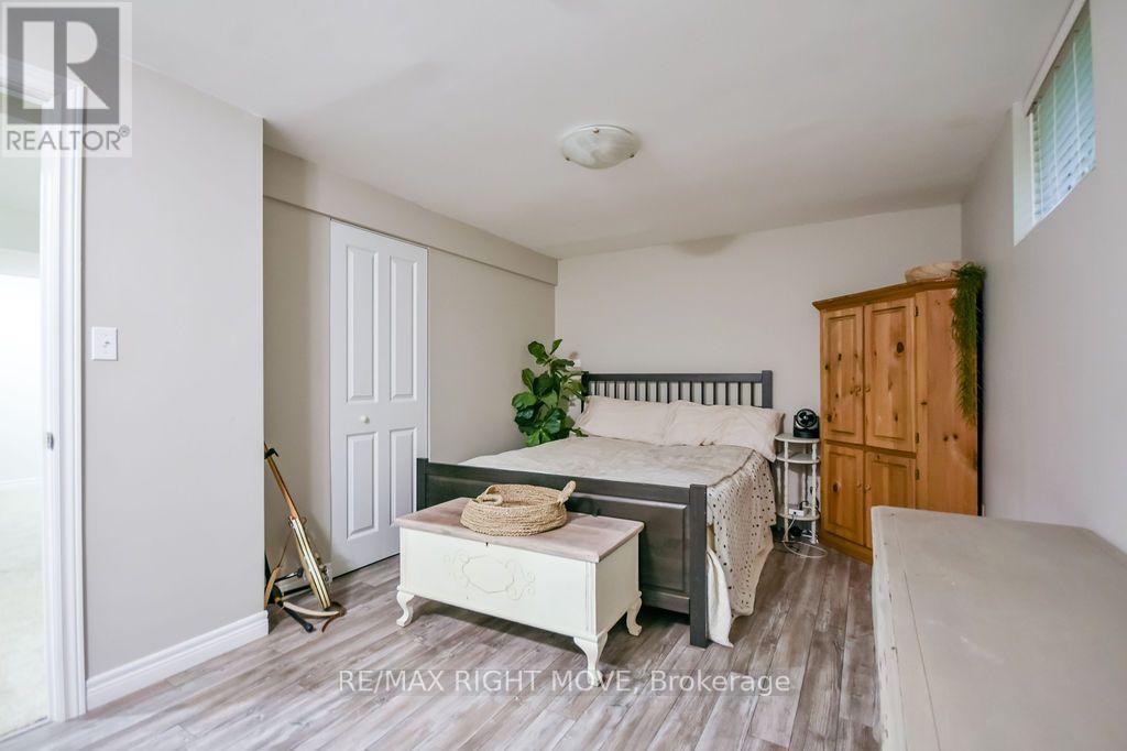 18 Creighton Street, Ramara (Atherley), Ontario  L3V 1A8 - Photo 39 - S13792480
