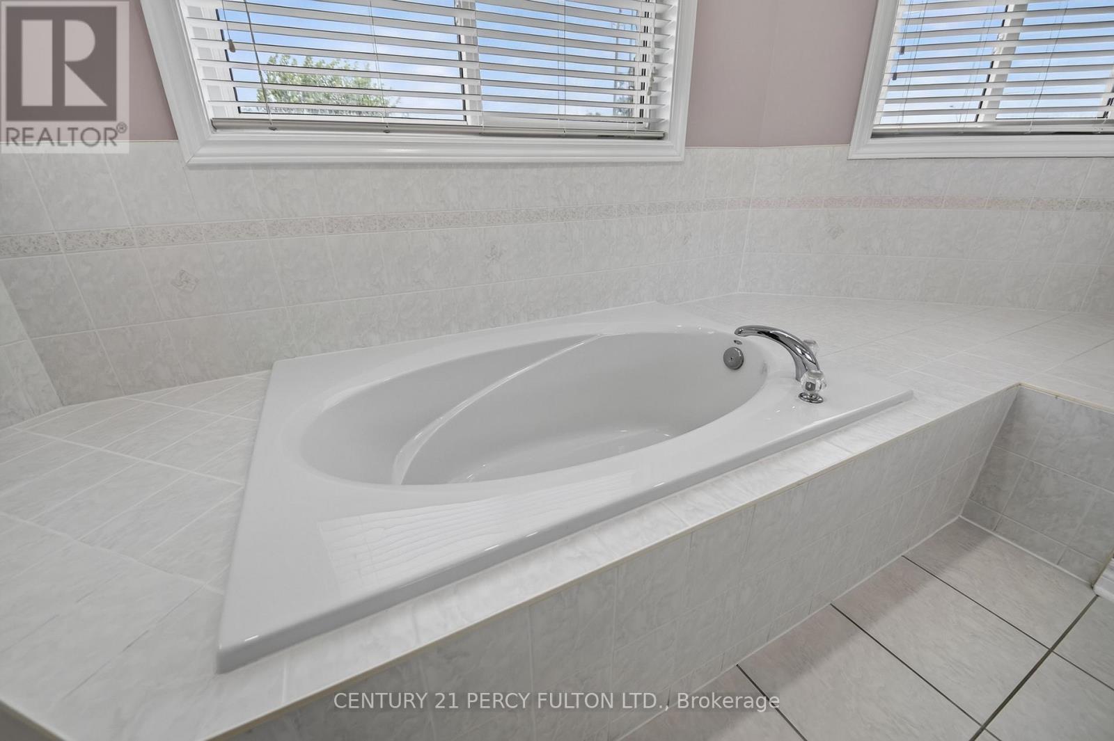 187 Madelaine Drive, Barrie (Painswick South), Ontario  L4N 0S7 - Photo 33 - S13792484