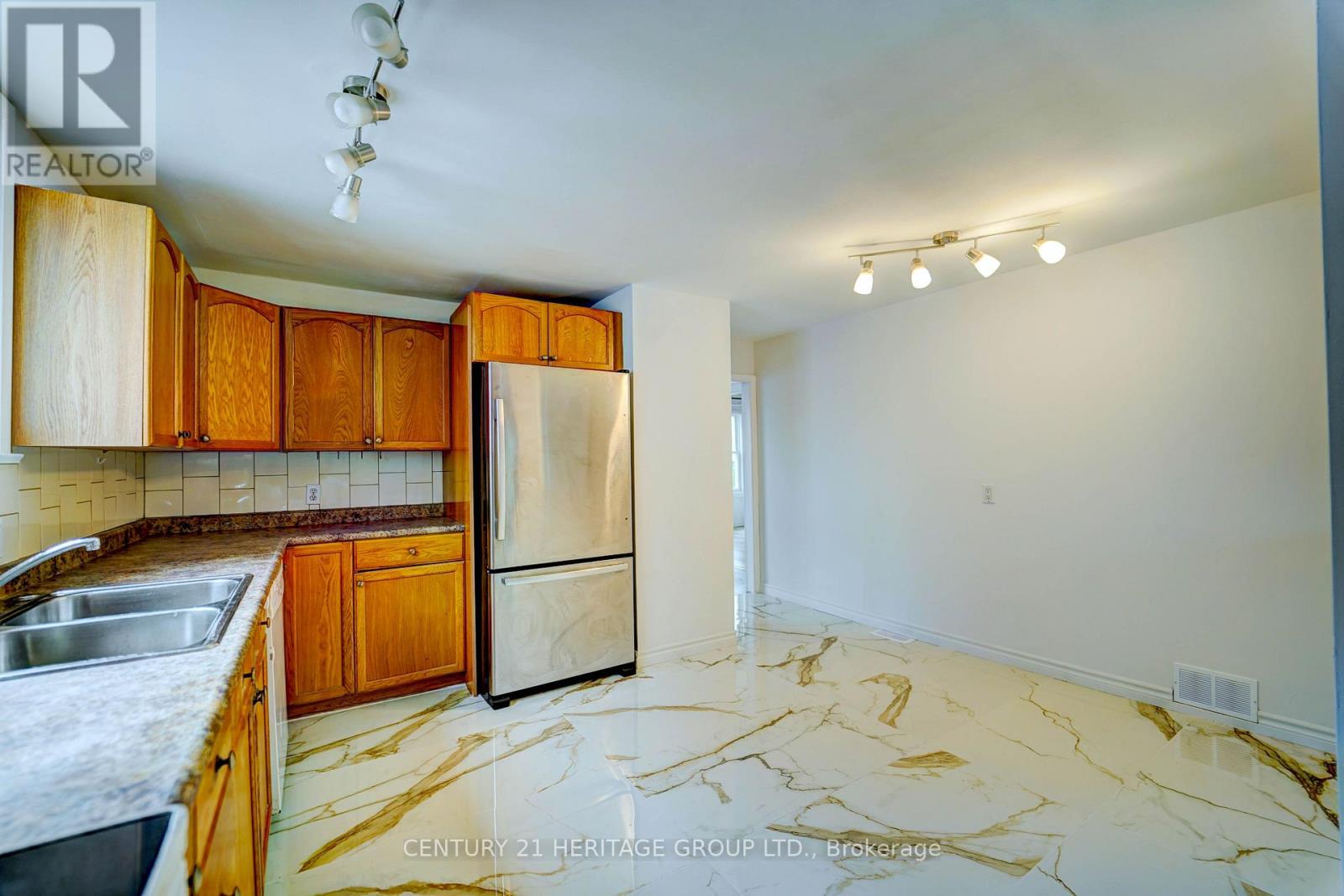 267 Drew Street, Oshawa, Ontario  L1H 5A6 - Photo 14 - E13780724