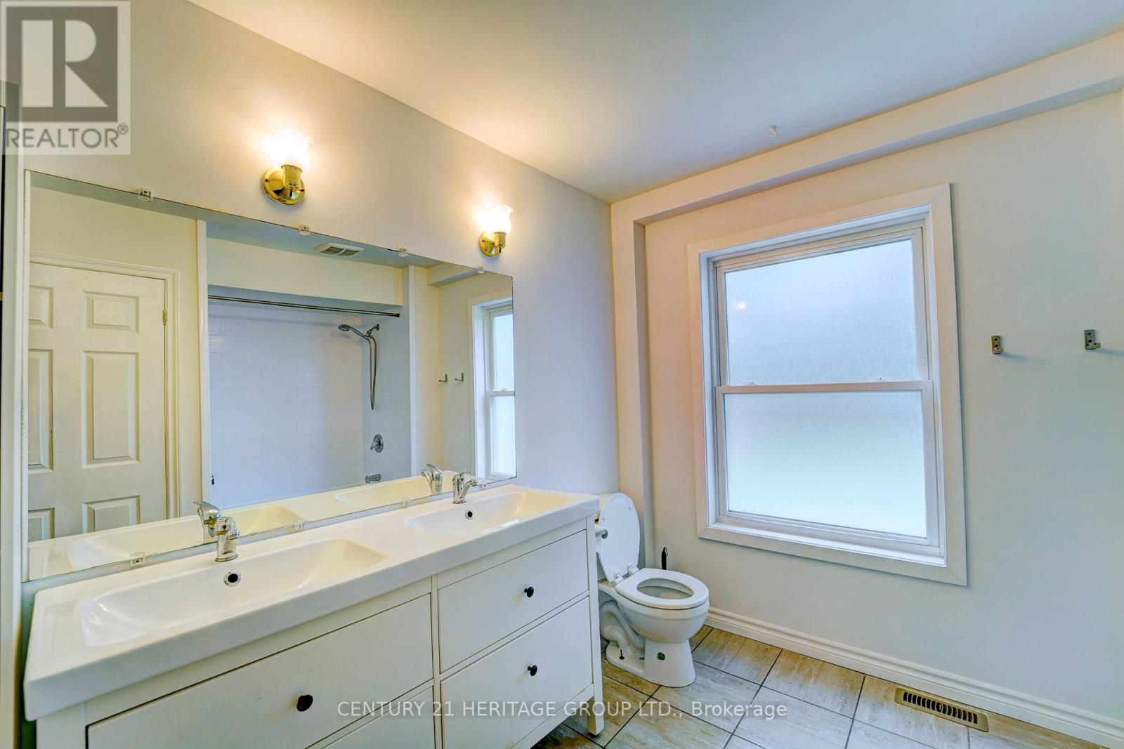 267 Drew Street, Oshawa, Ontario  L1H 5A6 - Photo 20 - E13780724