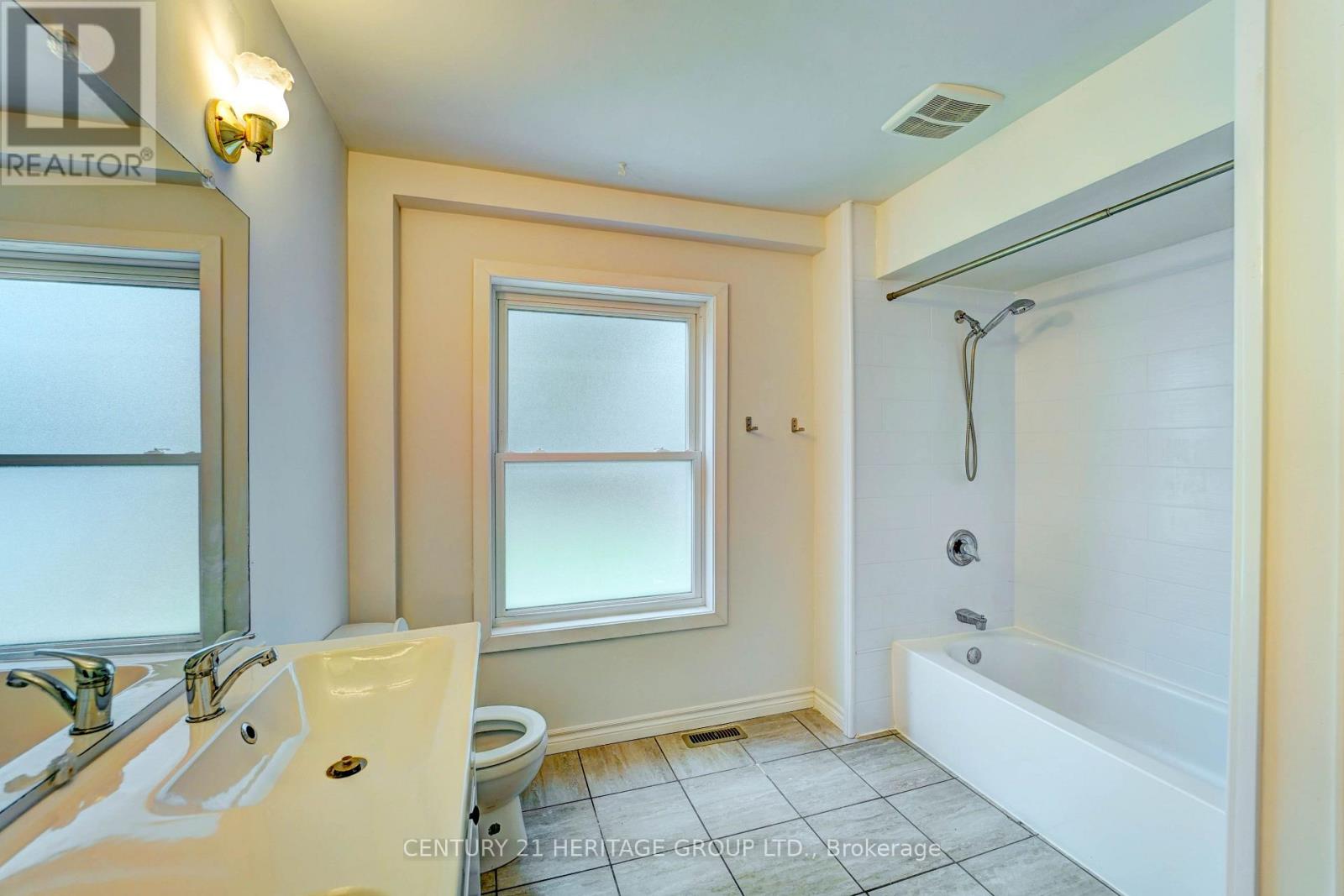 267 Drew Street, Oshawa, Ontario  L1H 5A6 - Photo 21 - E13780724
