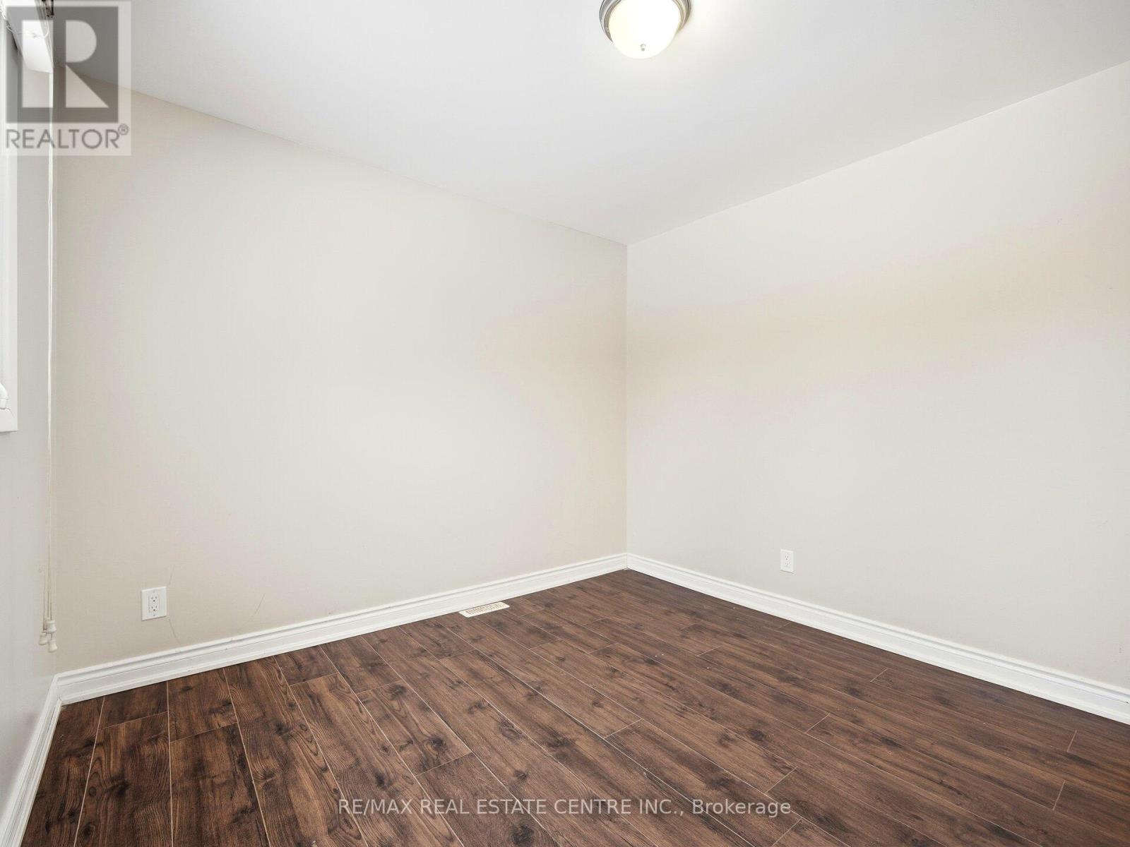Upper Level - 112 Mountainview Road S, Halton Hills, Ontario  L7G 4K6 - Photo 22 - W13792346