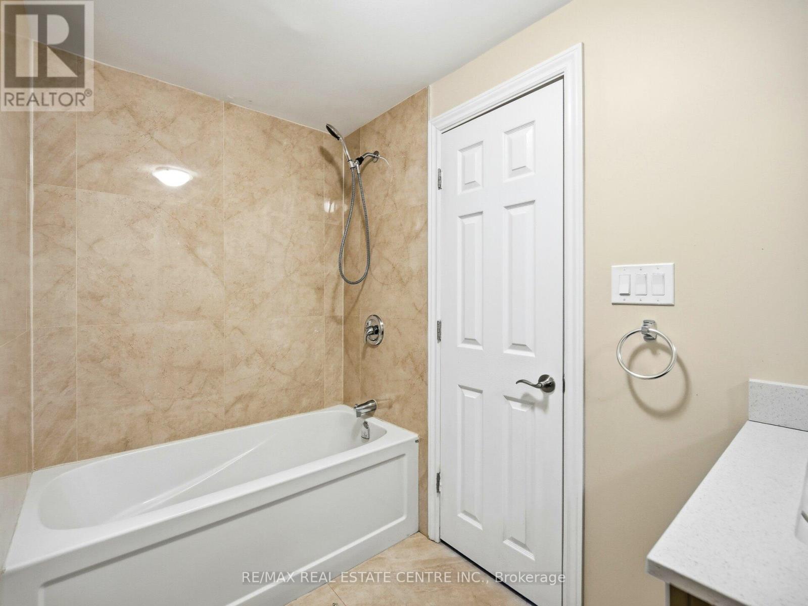 Upper Level - 112 Mountainview Road S, Halton Hills, Ontario  L7G 4K6 - Photo 44 - W13792346