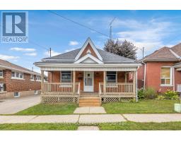 49 MINTERN AVENUE, Brantford, Ontario
