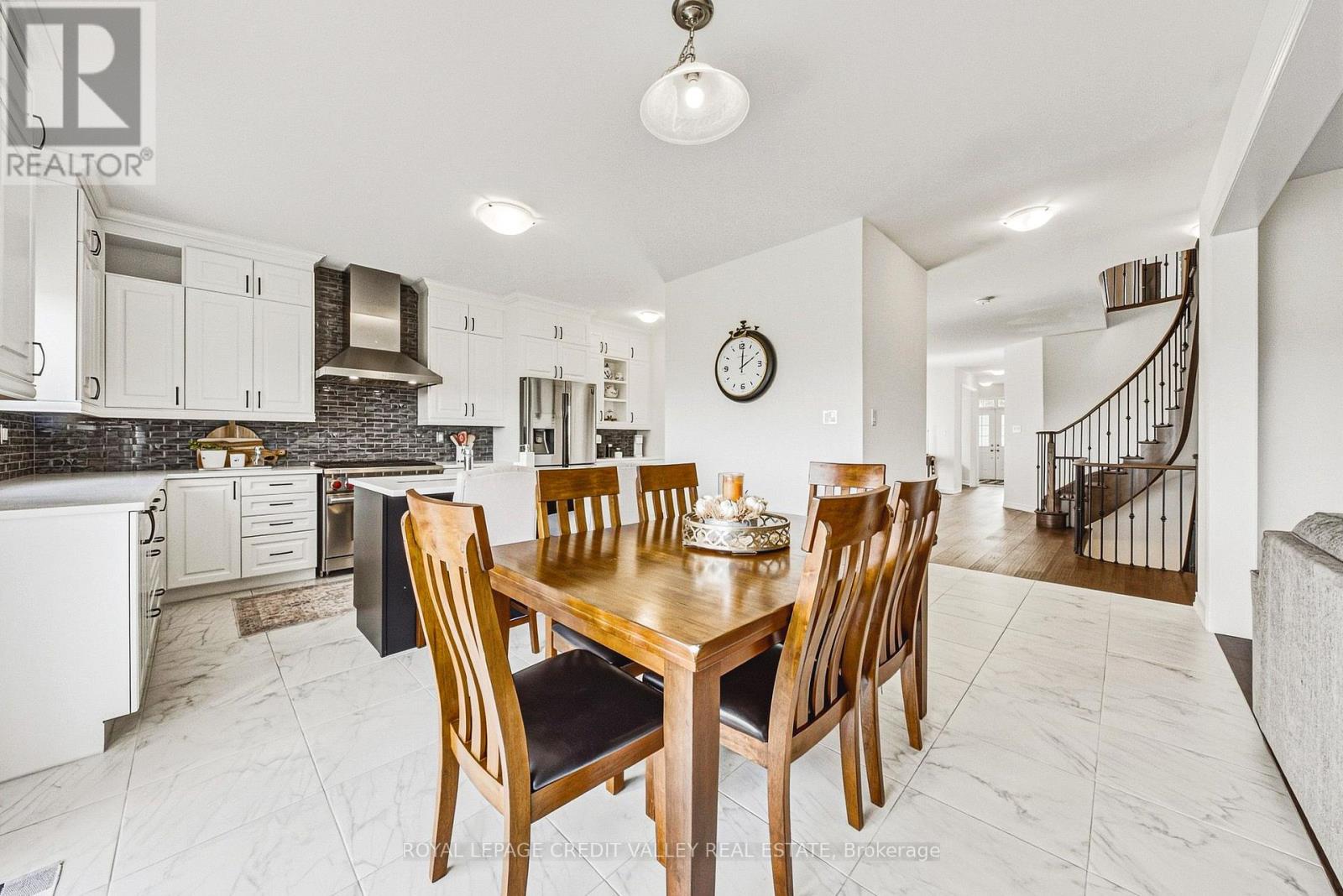 733 Gilmour Crescent W, Shelburne, Ontario  L9V 3X3 - Photo 15 - X13792512