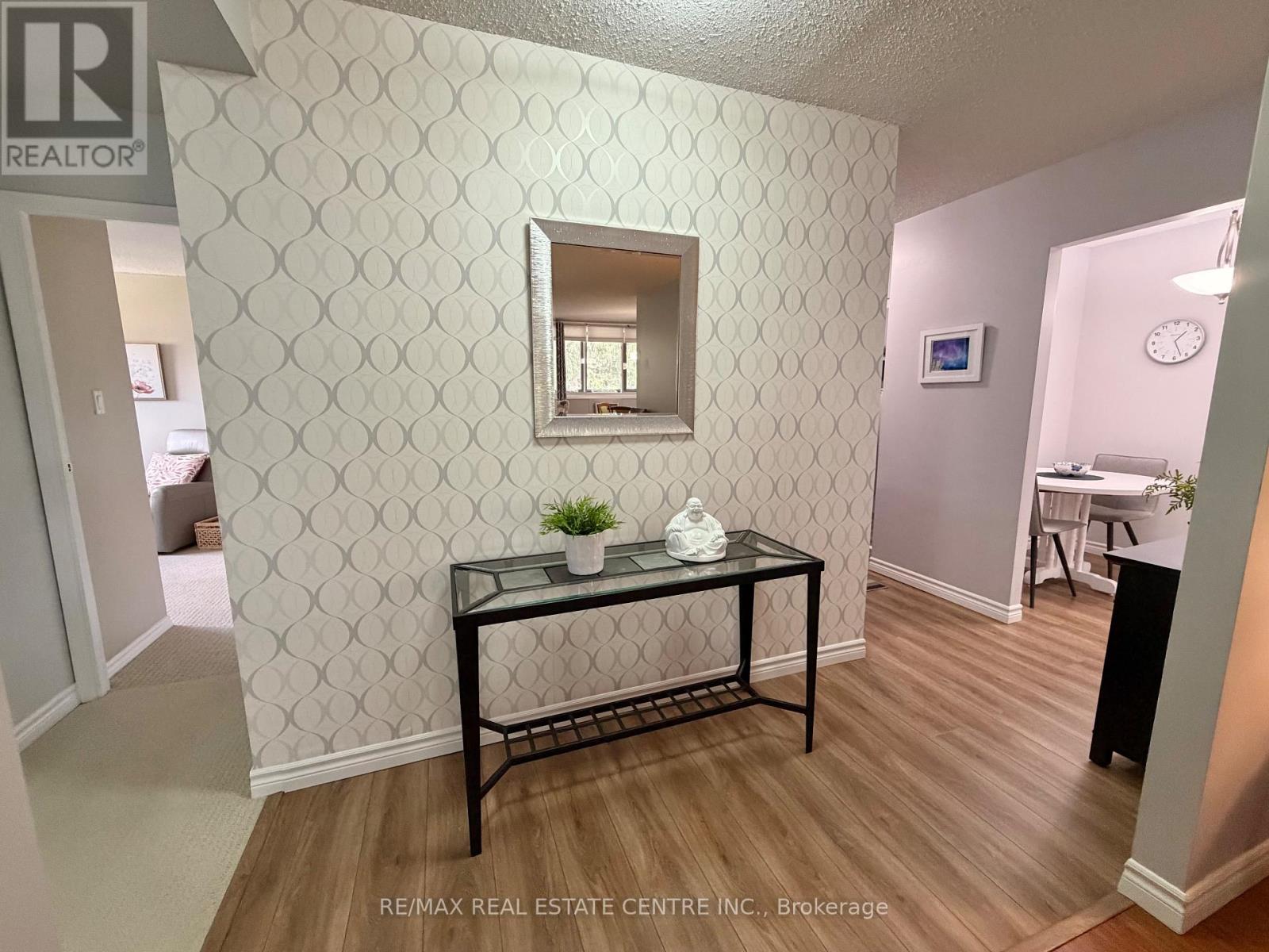 301 - 944 Caledonian View, Cambridge, Ontario  N3H 1A5 - Photo 5 - X13792566