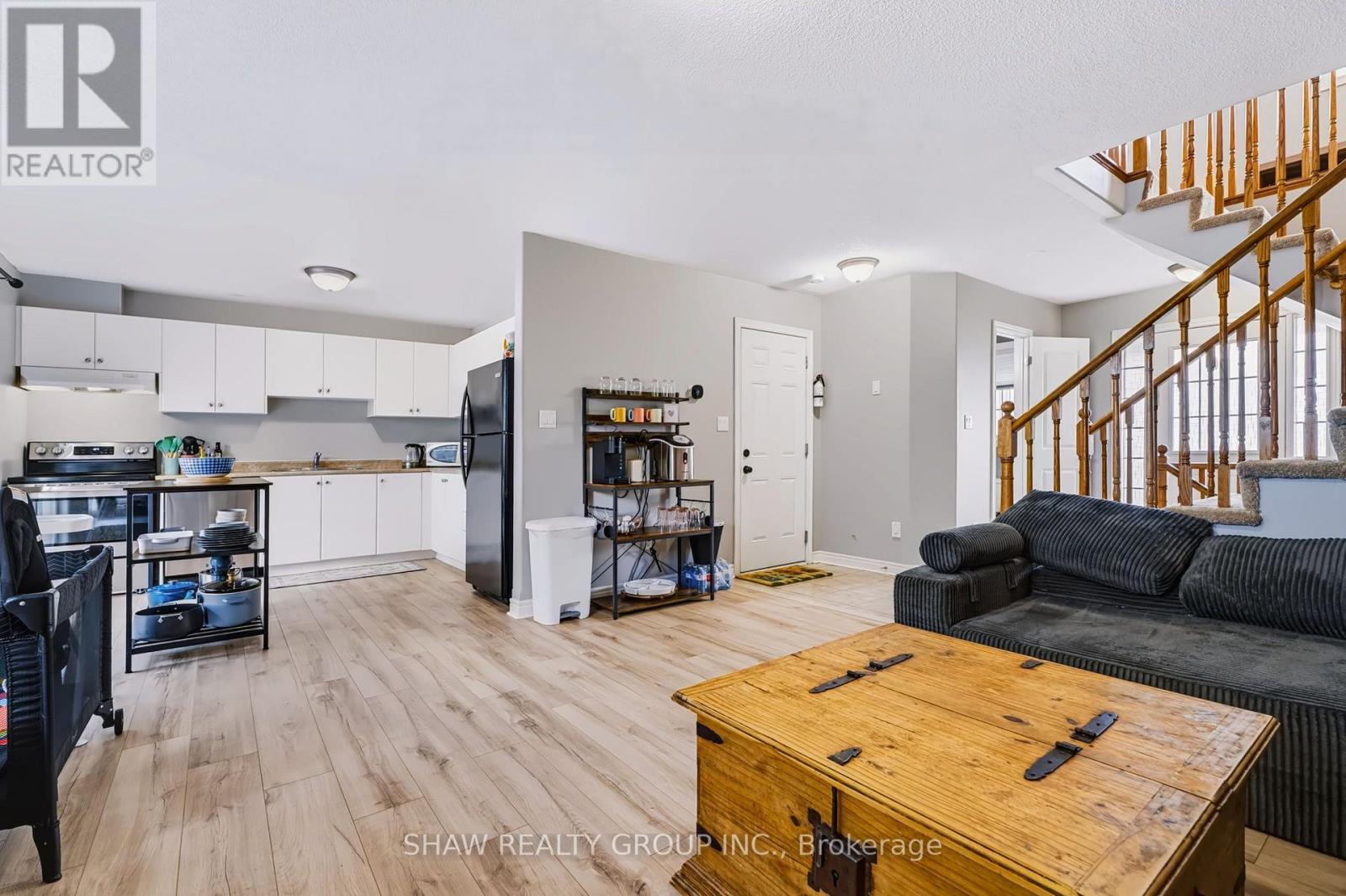 24 Fallingbrook Crescent, Kawartha Lakes, Ontario  K9V 0B3 - Photo 11 - X13792570