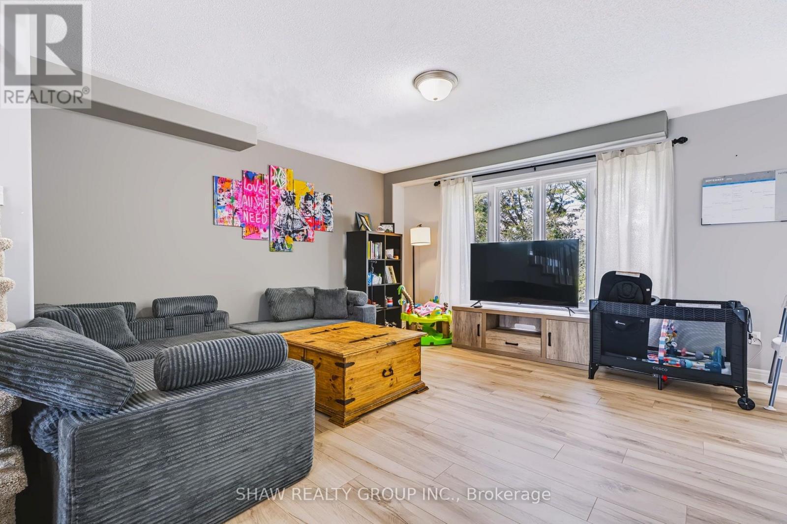 24 Fallingbrook Crescent, Kawartha Lakes, Ontario  K9V 0B3 - Photo 7 - X13792570