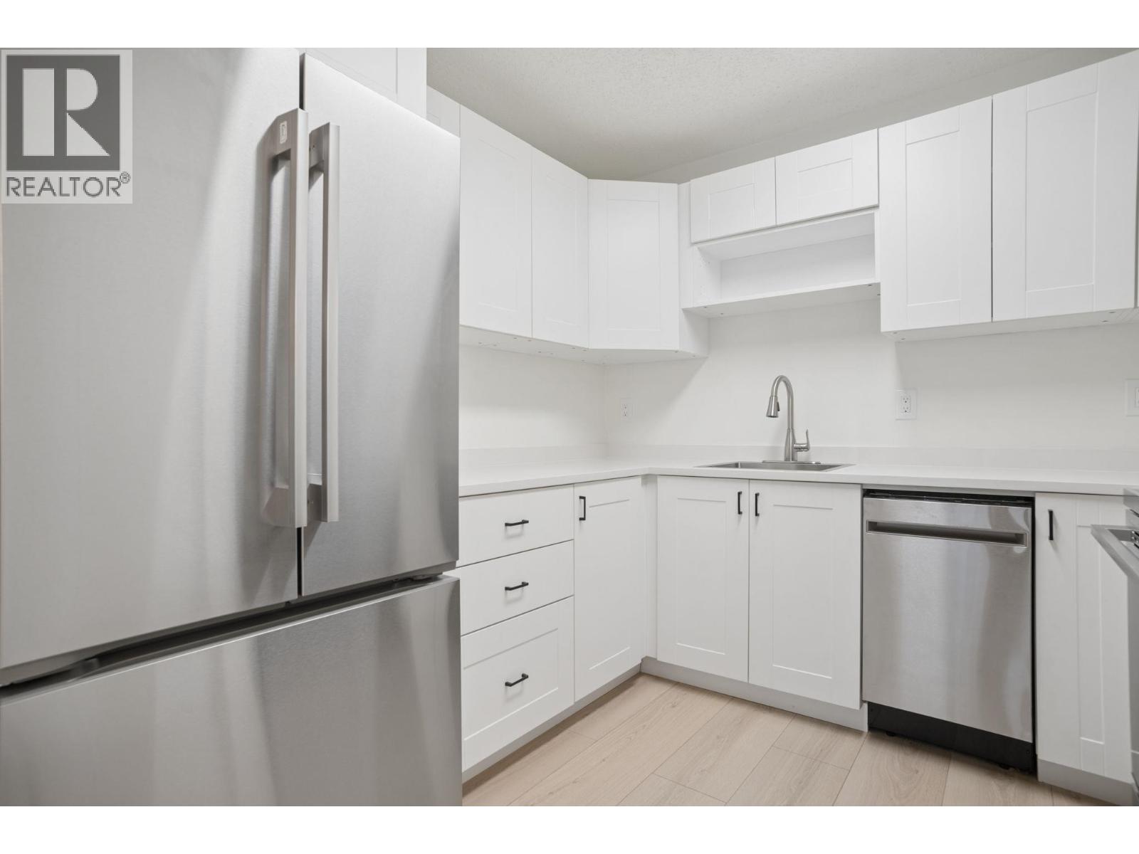 3 3250 W 4th Avenue, Vancouver, British Columbia  V6K 1R9 - Photo 5 - R3145457