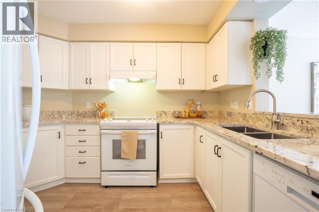 49 Elma Place, Cambridge, Ontario  N3C 4E6 - Photo 12 - 40861669
