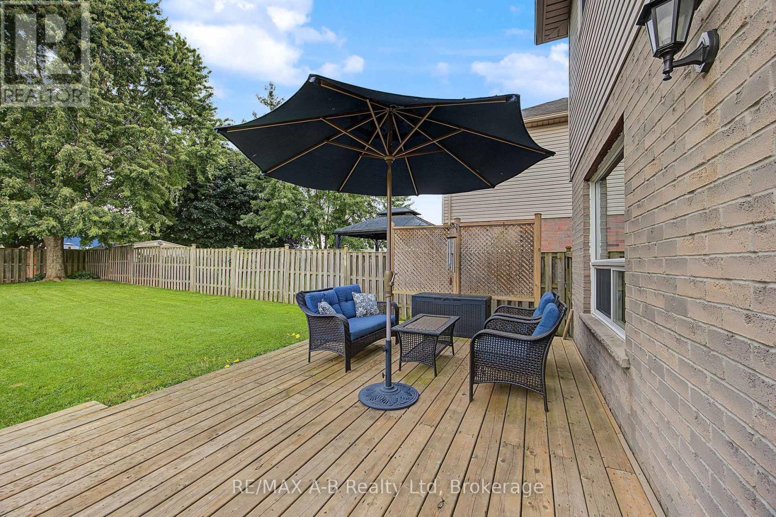 15 Cook Crescent, St. Thomas, Ontario  N5R 6J3 - Photo 14 - X13792436