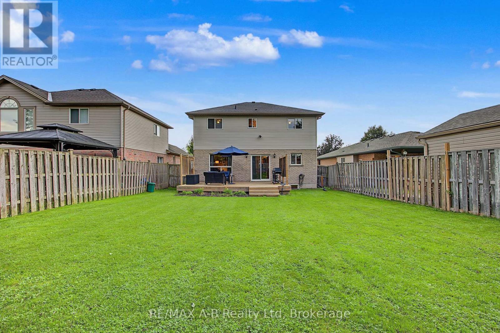 15 Cook Crescent, St. Thomas, Ontario  N5R 6J3 - Photo 16 - X13792436