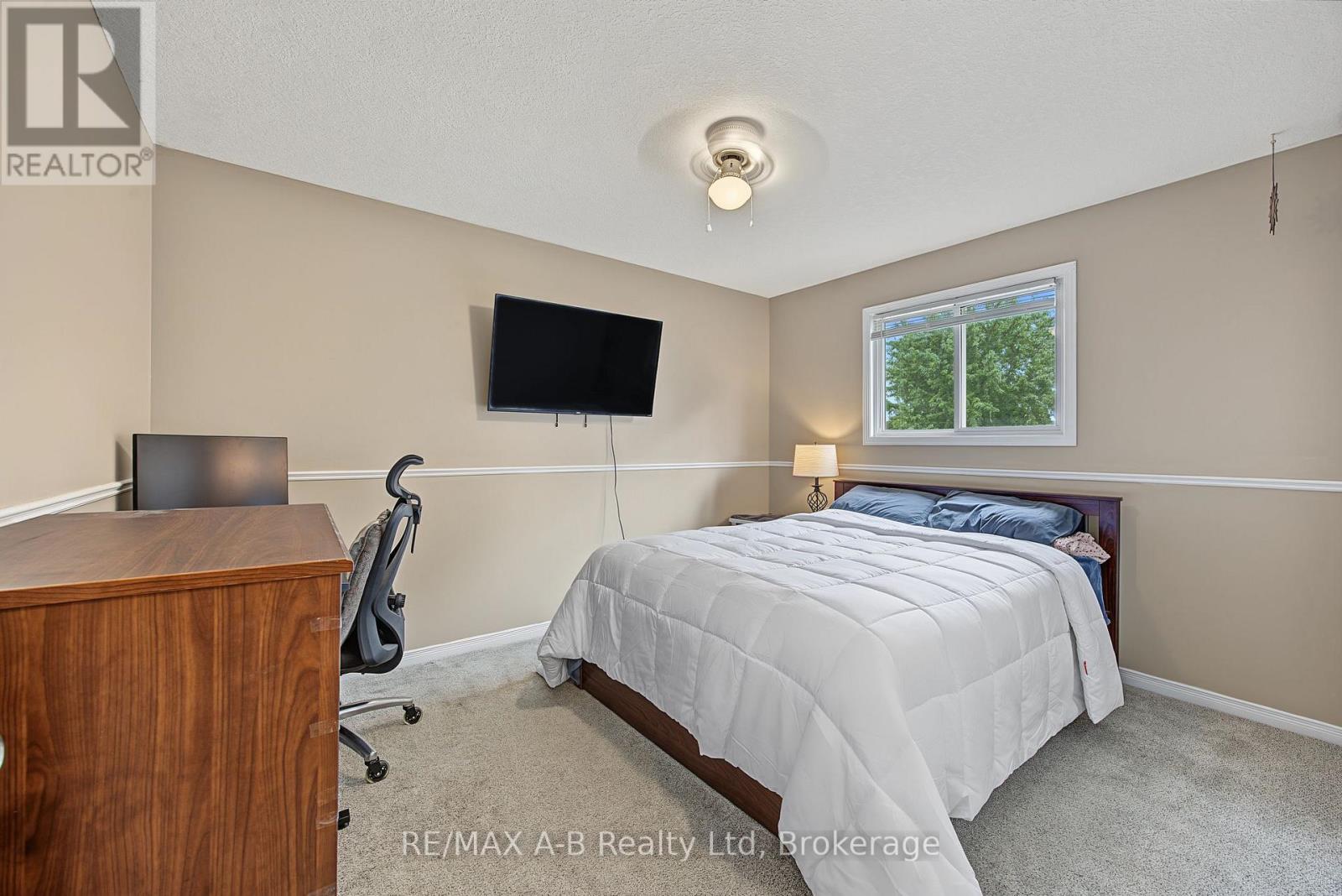 15 Cook Crescent, St. Thomas, Ontario  N5R 6J3 - Photo 21 - X13792436