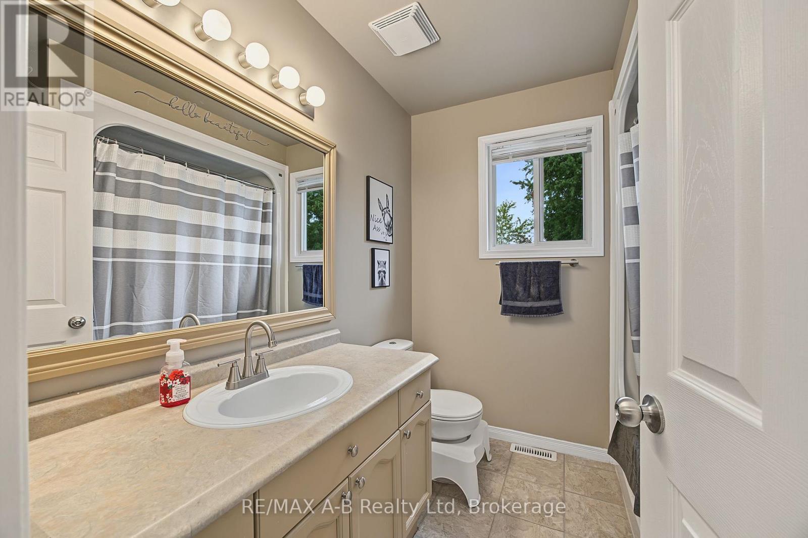 15 Cook Crescent, St. Thomas, Ontario  N5R 6J3 - Photo 24 - X13792436
