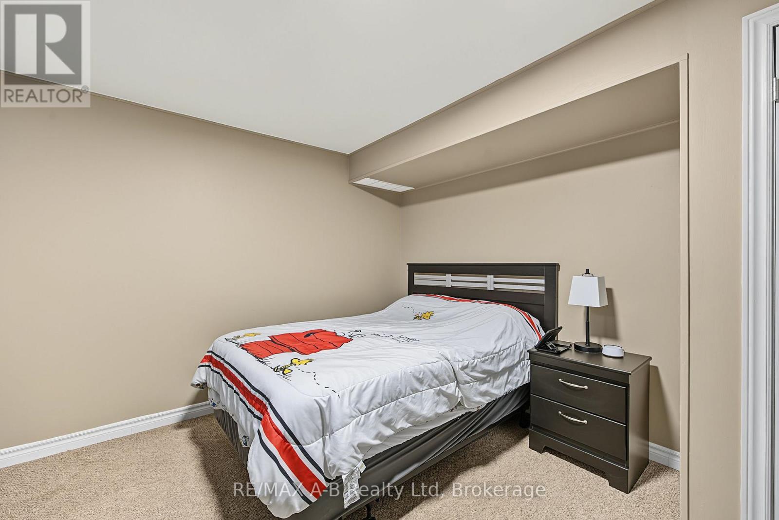15 Cook Crescent, St. Thomas, Ontario  N5R 6J3 - Photo 30 - X13792436