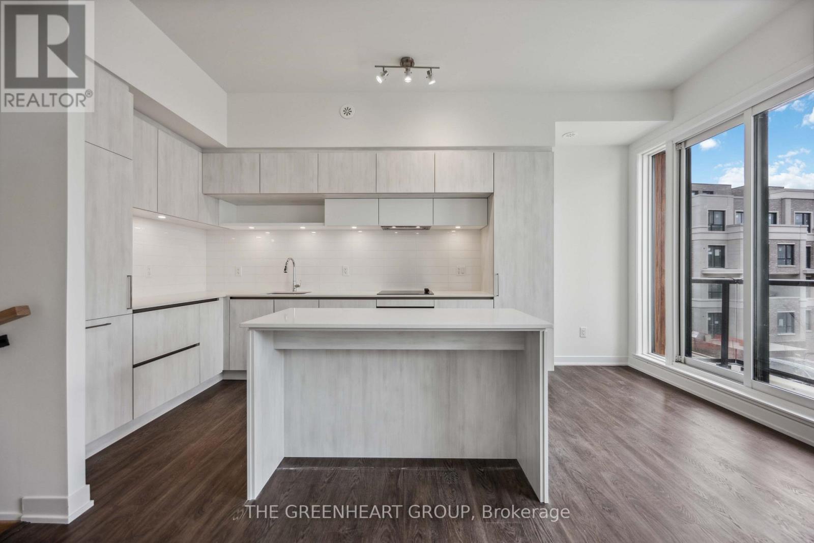 1215 - 8 David Eyer Road, Richmond Hill, Ontario  L4S 0N3 - Photo 11 - N13741842