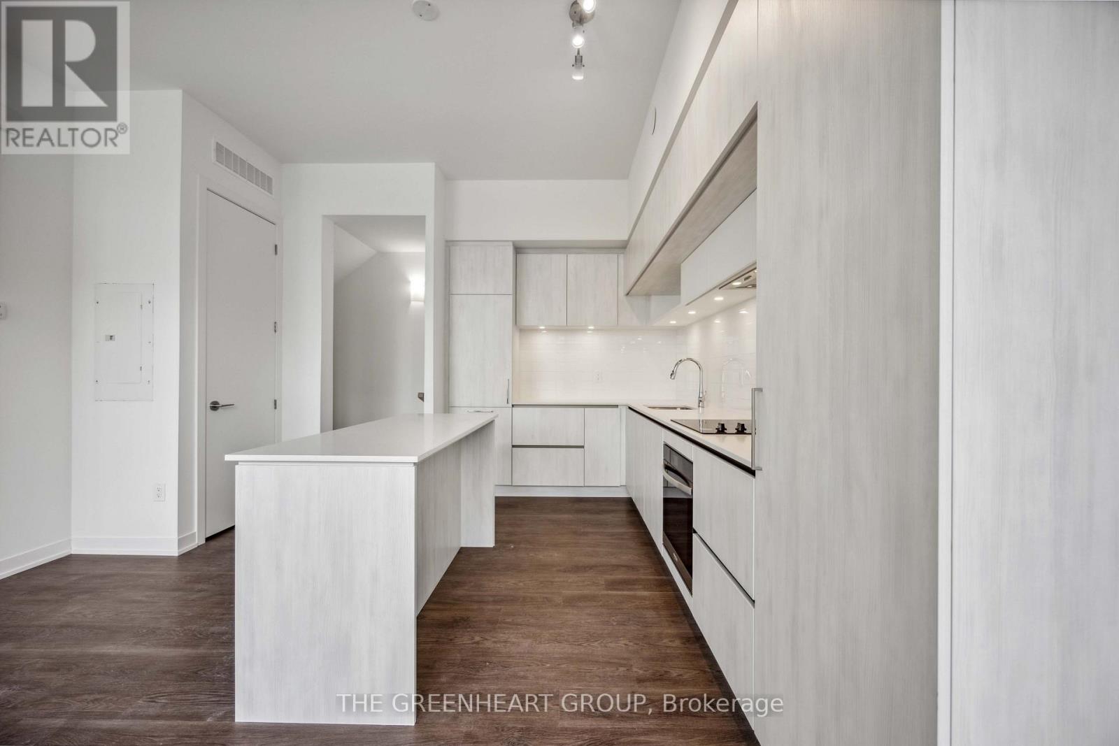 1215 - 8 David Eyer Road, Richmond Hill, Ontario  L4S 0N3 - Photo 7 - N13741842