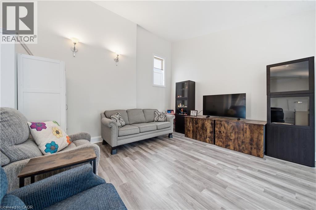 35 Perth Road, Kitchener, Ontario  N2M 3G6 - Photo 18 - 40857672
