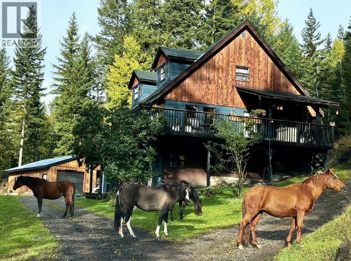 7220 Summit Road, Canim Lake, British Columbia  V0K 1J0 - Photo 2 - R3166325