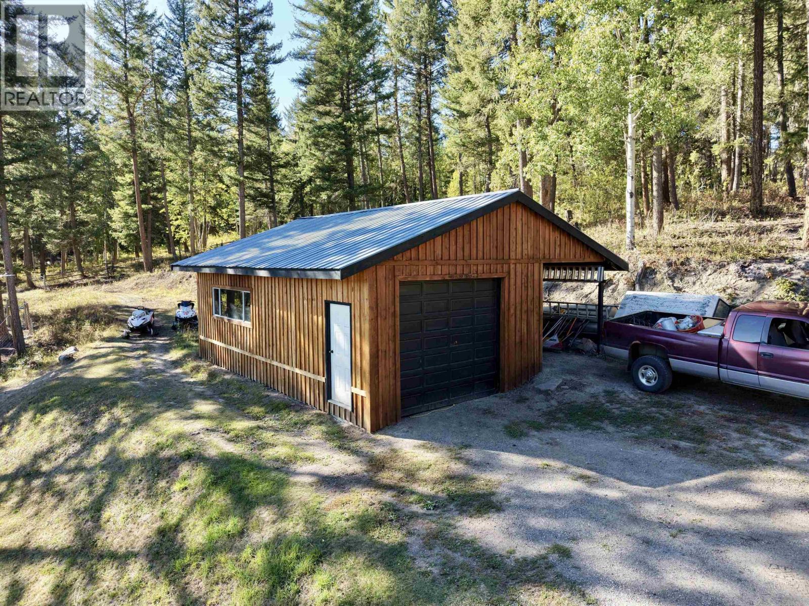 7220 Summit Road, Canim Lake, British Columbia  V0K 1J0 - Photo 4 - R3166325