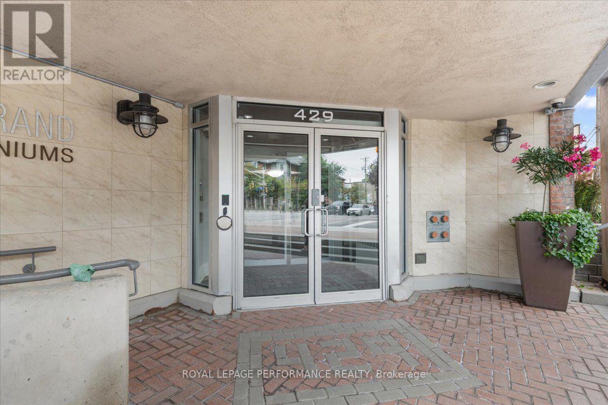 207 - 429 Somerset Street W, Ottawa, Ontario  K2P 2P5 - Photo 2 - X13792628