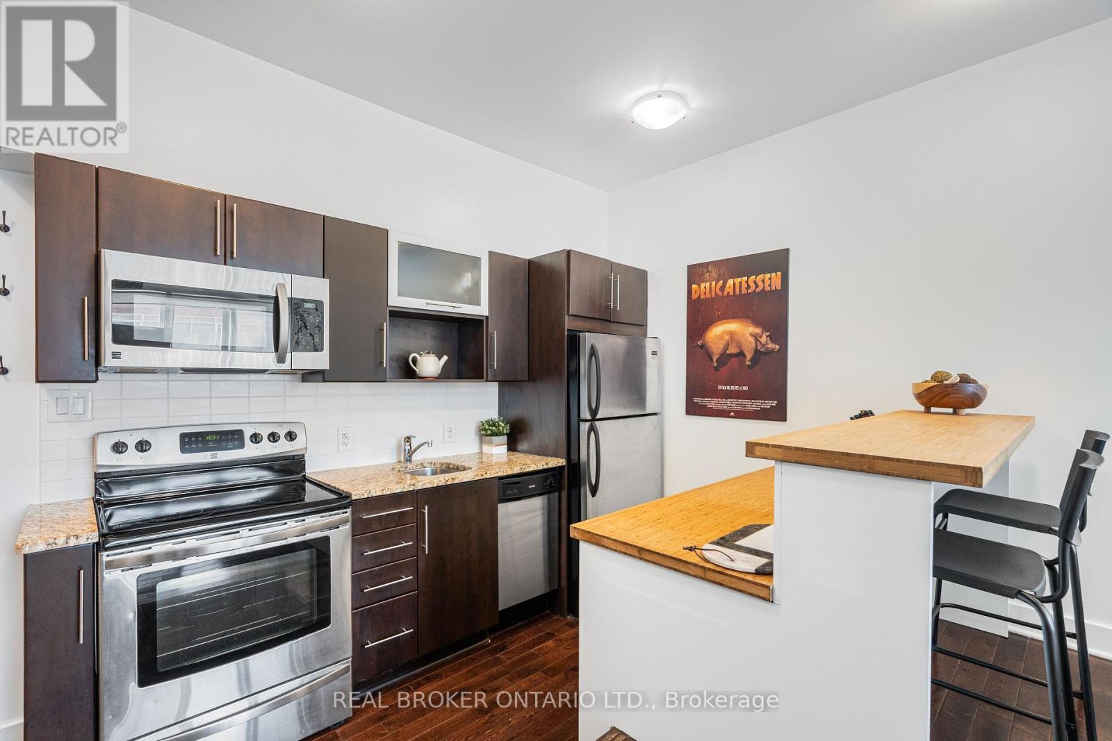 102 - 360 Cumberland Street, Ottawa, Ontario  K1N 0B1 - Photo 5 - X13792700