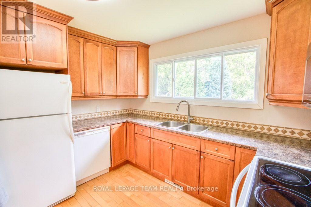 14 Maitland Street, Ottawa, Ontario  K0A 2Z0 - Photo 10 - X13792714