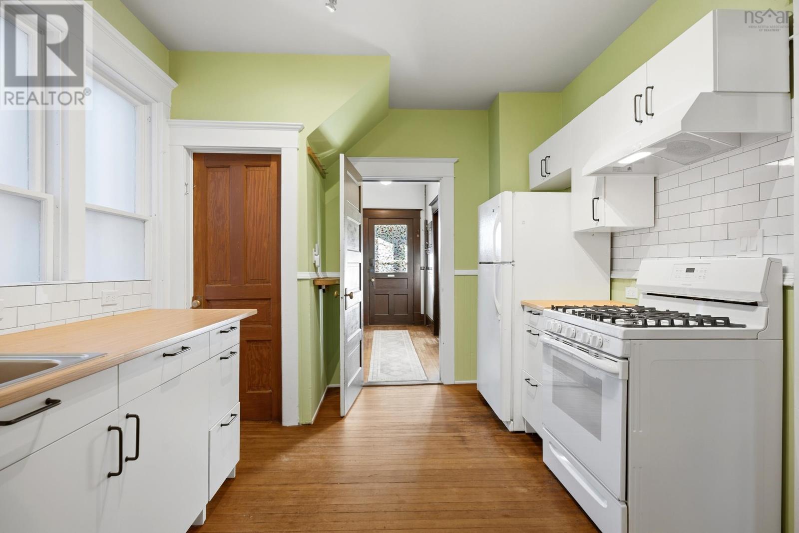 6377 North Street, Halifax, Nova Scotia  B3L 1P7 - Photo 11 - 202623515