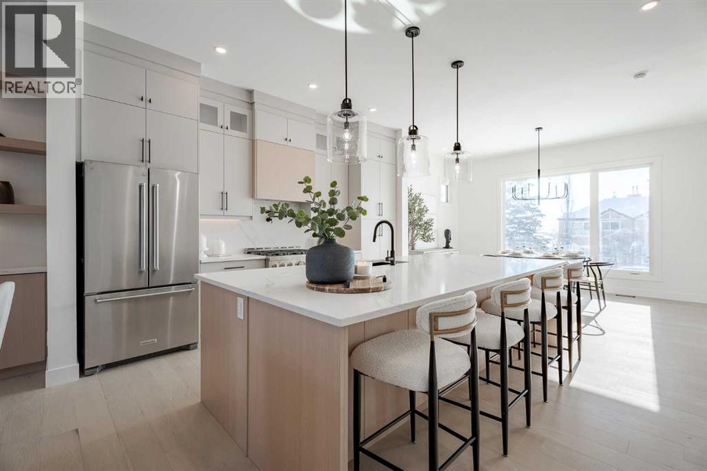 44 Collingwood Place Nw, Calgary, Alberta  T2L 0P9 - Photo 7 - A2343920
