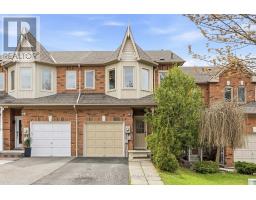 5 JAYS DRIVE, Whitby, Ontario