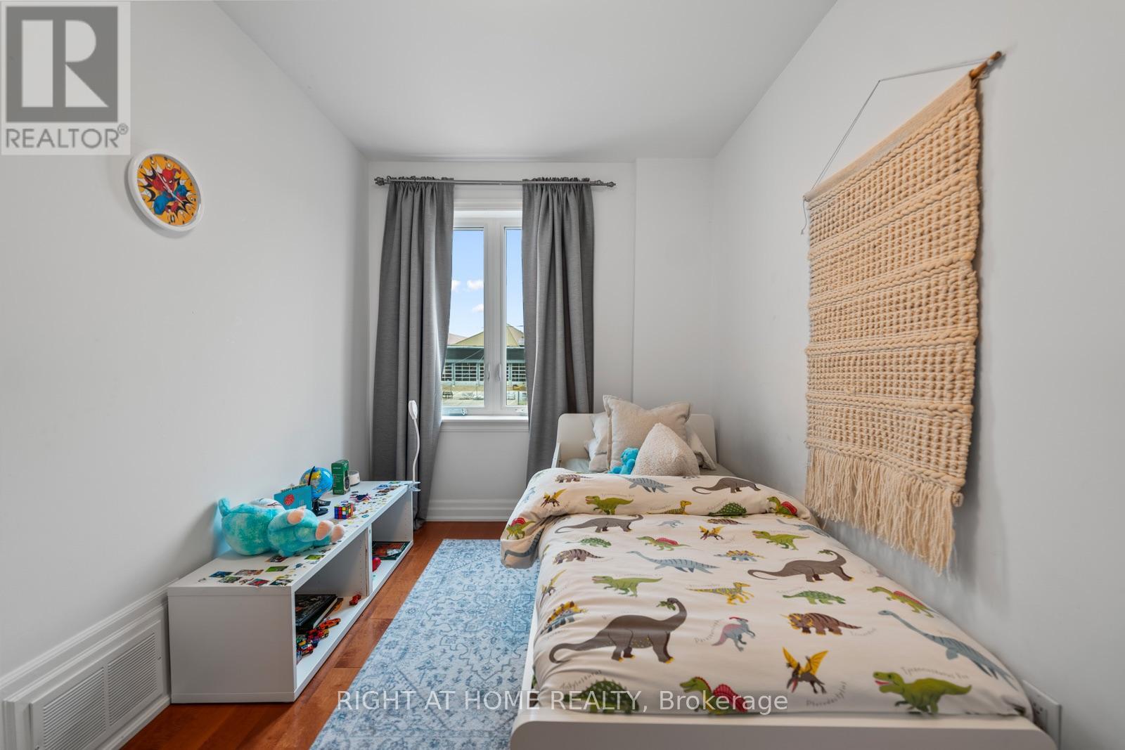 5 1/2 Luttrell Avenue, Toronto, Ontario  M4C 5E2 - Photo 21 - E13792642