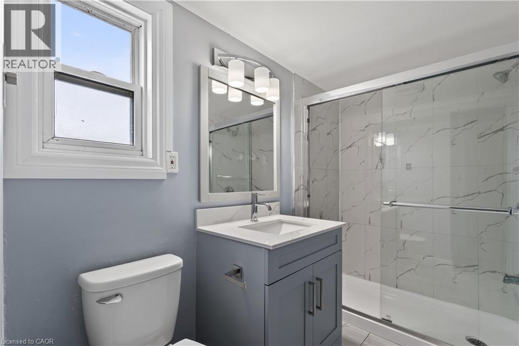 241 West 5th Street, Hamilton, Ontario  L9C 3N8 - Photo 12 - 40863944