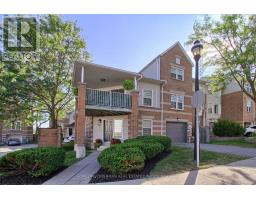 30 BRANDY LANE WAY, Newmarket, Ontario