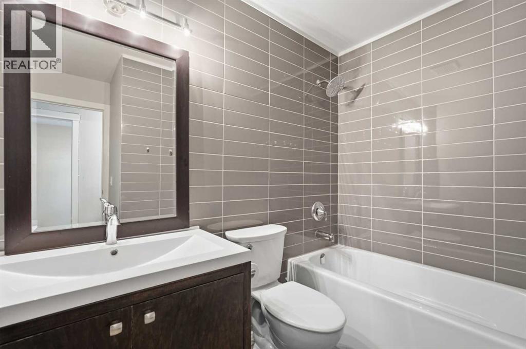72 Sunlake Road Se, Calgary, Alberta  T2X 3G1 - Photo 15 - A2343947