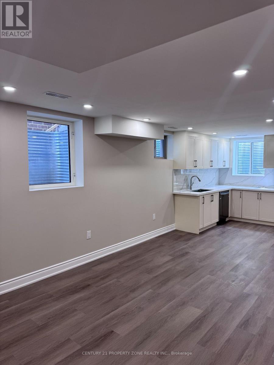 24 Gatherwood Terrace, Caledon, Ontario  L7C 4M4 - Photo 6 - W13784352