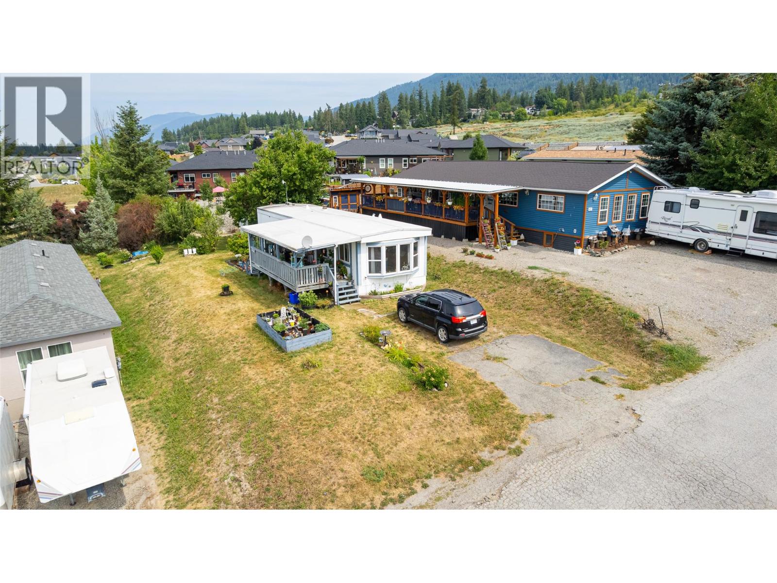 445 6th Avenue N Unit# 63, Creston, British Columbia V0B 1G3 - Photo 1 - 10400976