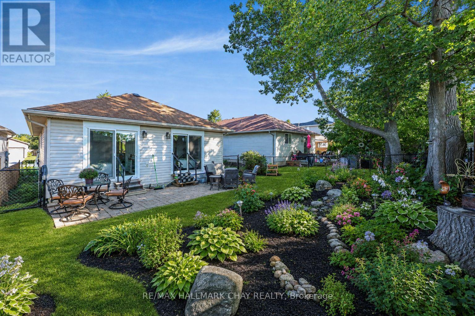 27 Masters Drive, Barrie, Ontario  L4M 6W4 - Photo 21 - S13754054