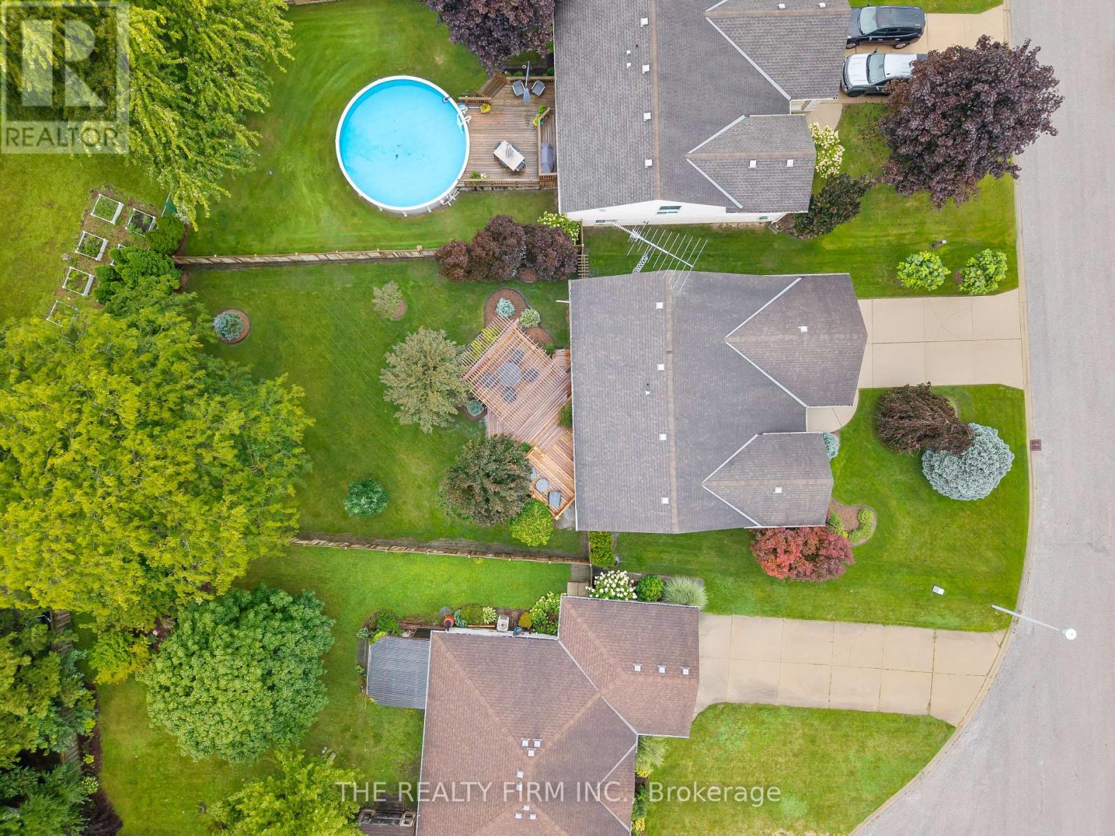 4077 Pine Crescent, Petrolia, Ontario  N0N 1R0 - Photo 45 - X13770082